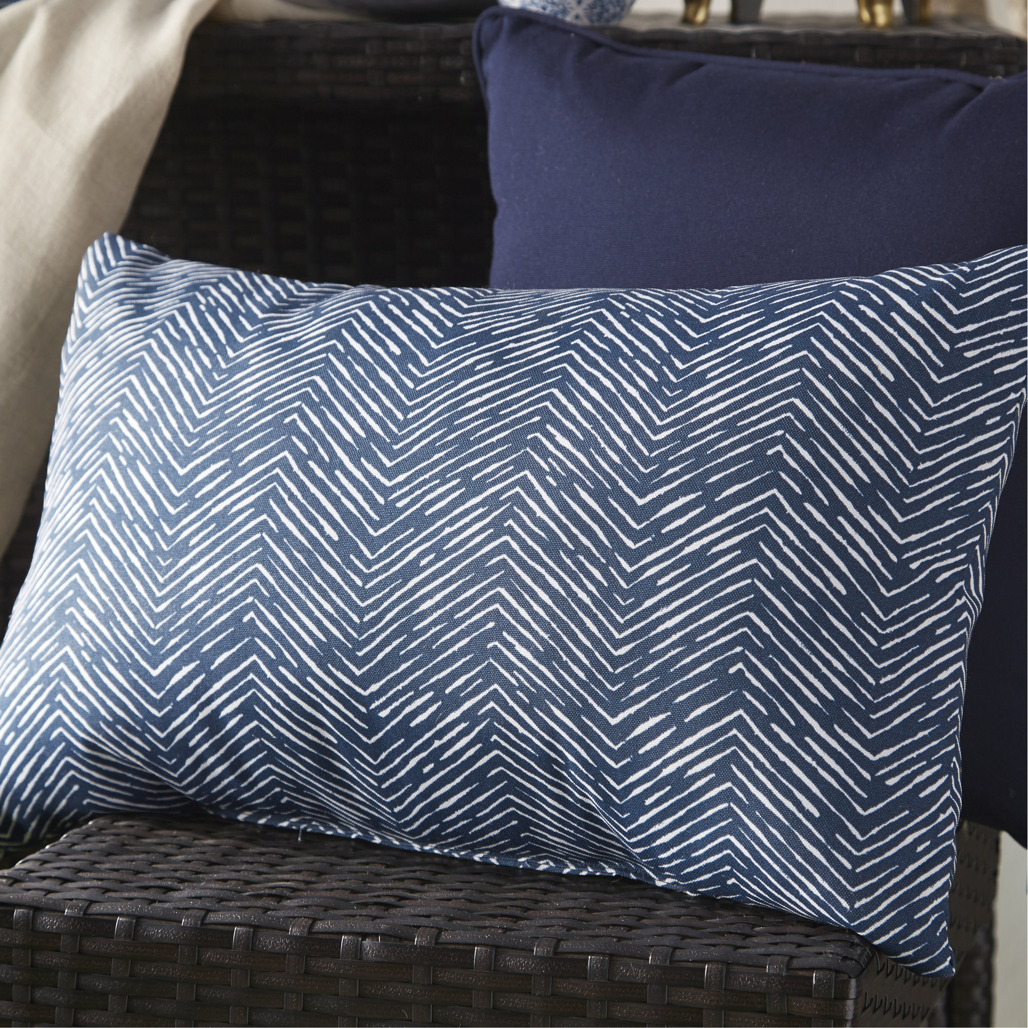 Majestic Home Goods Navajo Indoor/Outdoor Lumbar Pillow & Reviews Wayfair